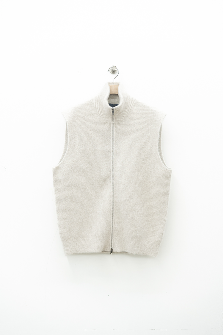 RAINMAKER FOX CASHMERE ZIP-UP VEST / IVORY