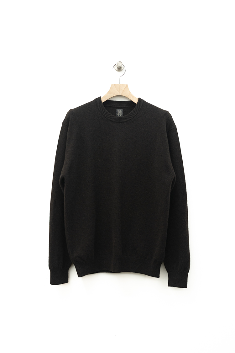 BATONER INNOCENT CASHMERE CREW NECK / DARK BROWN