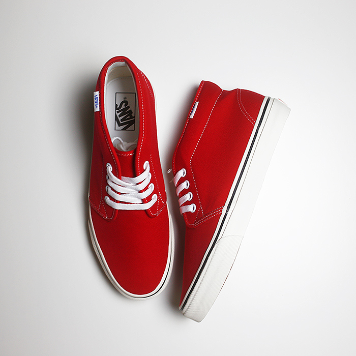 Vans 2025 chukka red