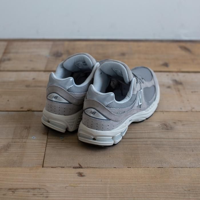 NEW BALANCE 「ML 2002R」 限定カラー - BUNTEN NEW BALANCE 「ML 2002R」 限定カラー - BUNTEN