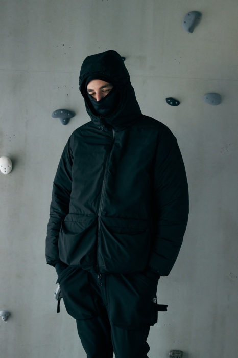 本物保証】【本物保証】CMF OUTDOOR GARMENT PUFF HOODIE DOWN