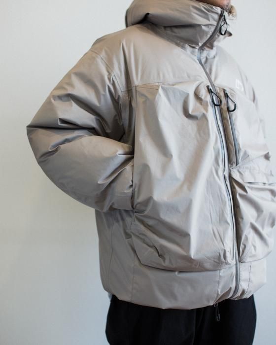 CMF OUTDOOR GARMENT 「GUIDE DOWN COEXIST L7 ー 3レイヤー