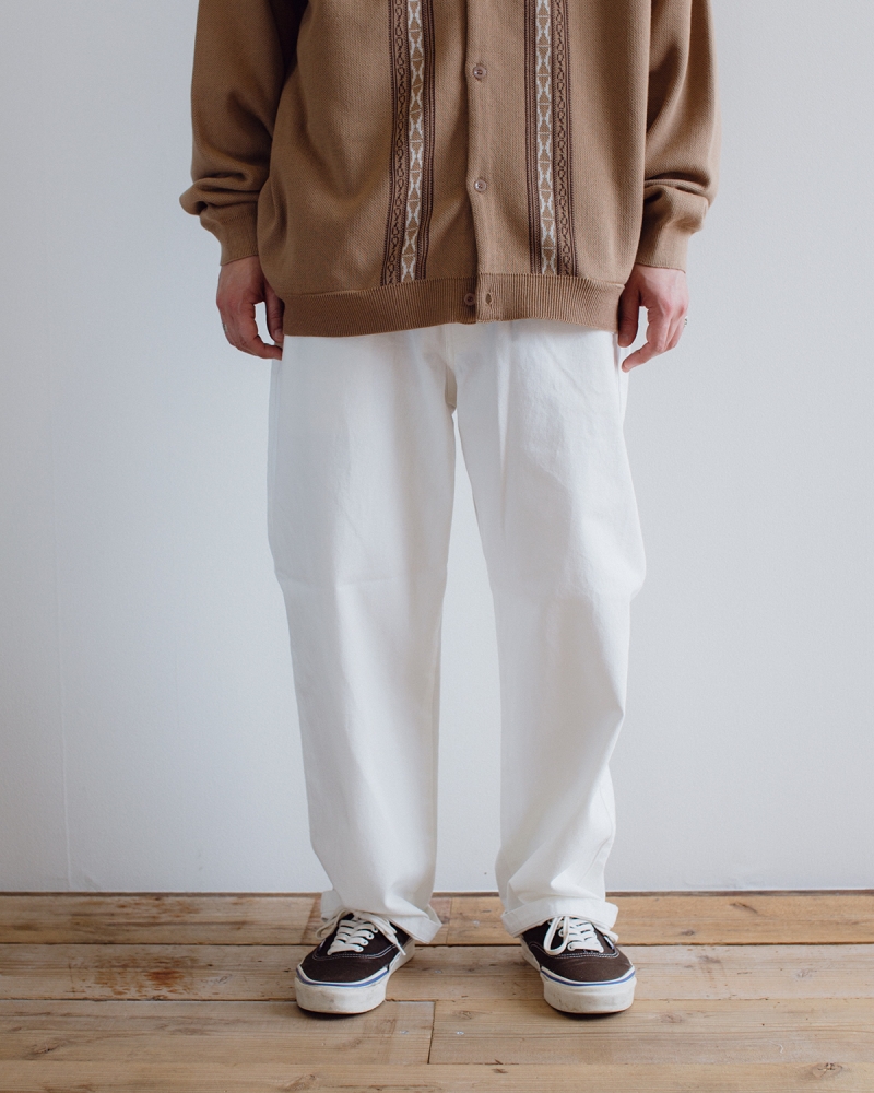 COMFORTABLE REASON 「RODEO SLACKS - カラーデニム」 - BUNTEN