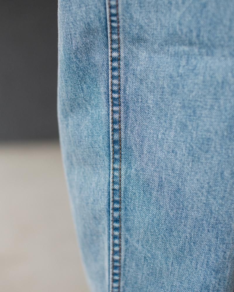 COMFORTABLE REASON 「Fade Denim Slacks - デニムパンツ」 - BUNTEN