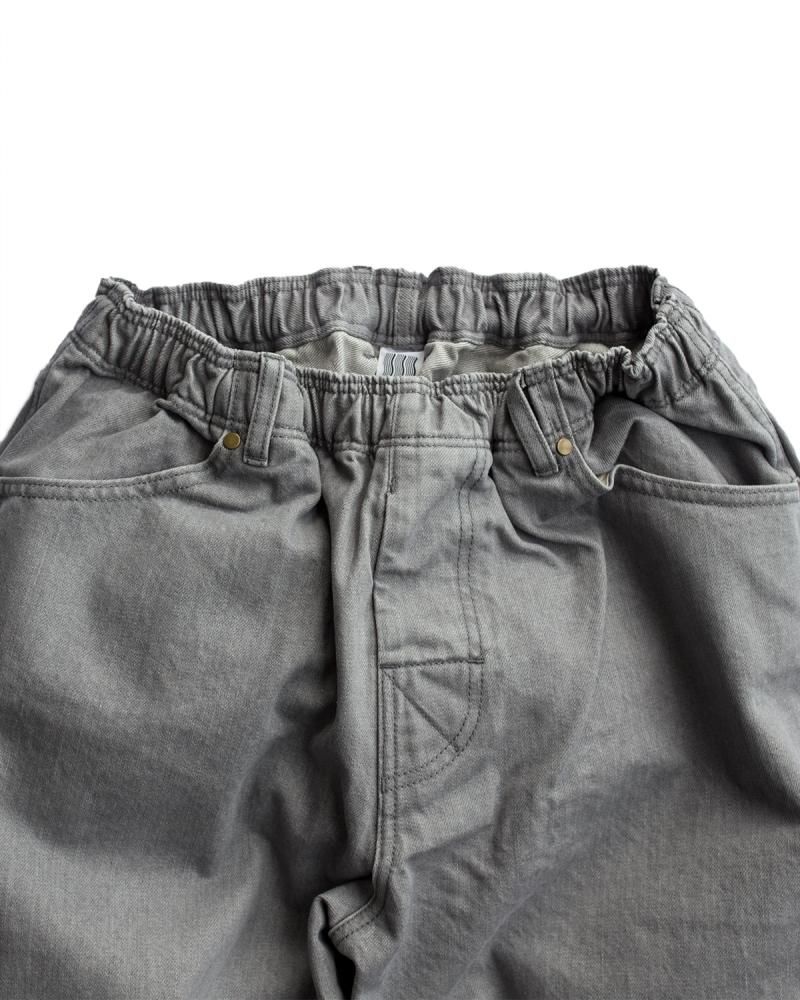 COMFORTABLE REASON 「Fade Denim Slacks - デニムパンツ」 - BUNTEN