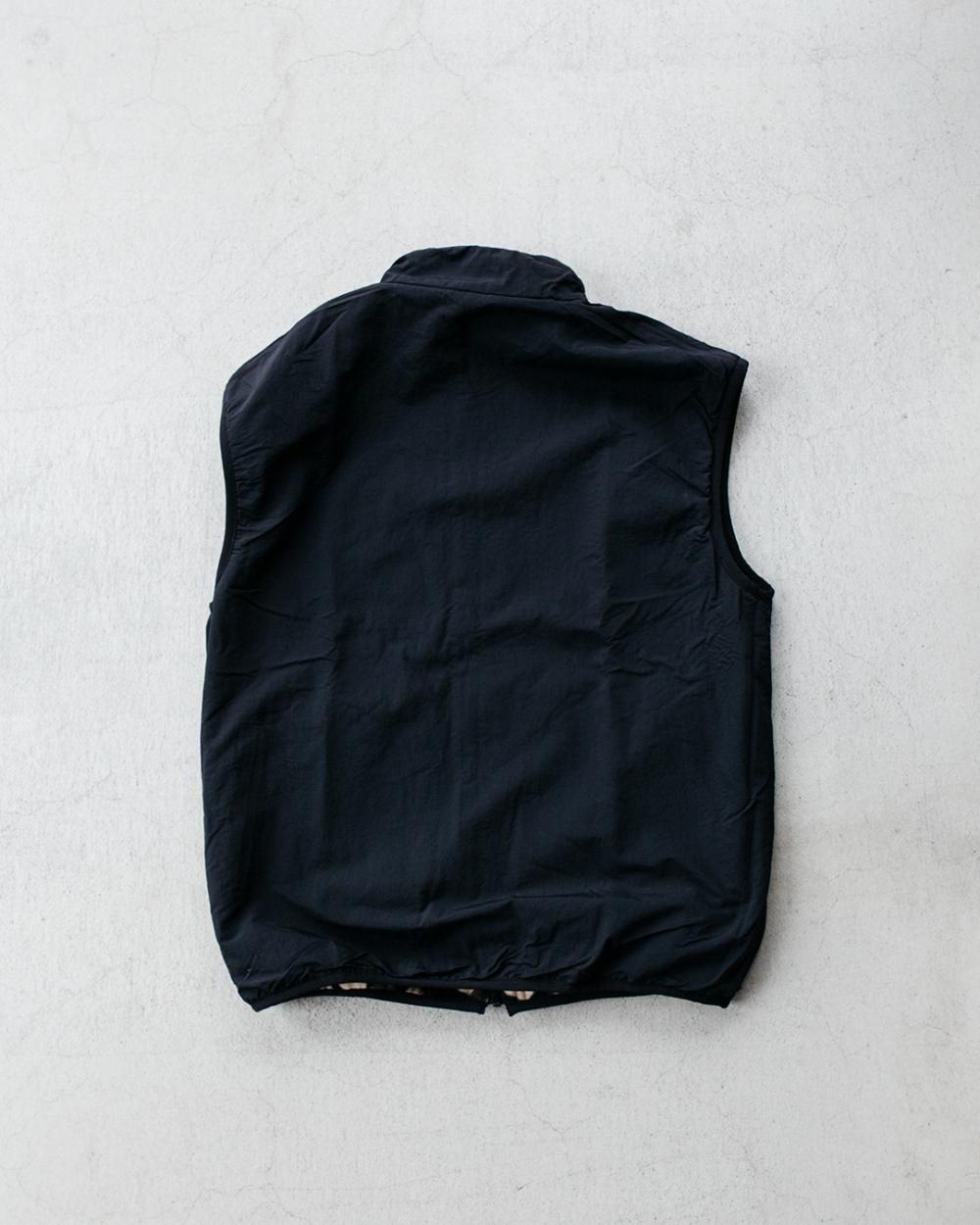 GRAMICCI | リバーシブルフリースベスト - BUNTEN