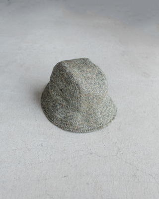 <img class='new_mark_img1' src='https://img.shop-pro.jp/img/new/icons8.gif' style='border:none;display:inline;margin:0px;padding:0px;width:auto;' />FOUND FEATHER | Moutain Hat // Harris Tweed