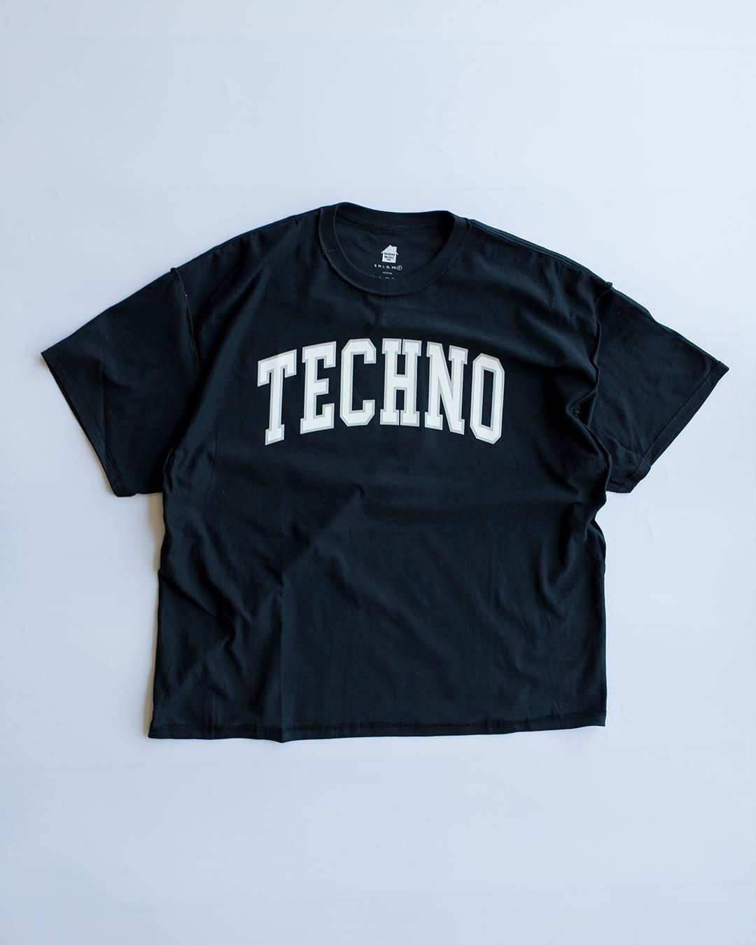 ISNESS MUSIC Techno Tシャツ 黒 ISNESS MUSIC / イズネスミュージック】TECHNO T-SHIRT（Tシャツ