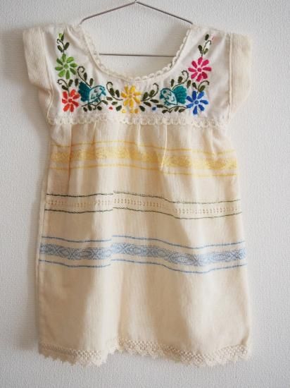 メキシコ刺繍kidsワンピース 90 100 オアハカ 小鳥刺繍gr メキシコアクセサリー 雑貨 チチネオ メキシコ刺繍kidsワンピース 90 100 オアハカ 小鳥刺繍gr メキシコアクセサリー 雑貨 チチネオ