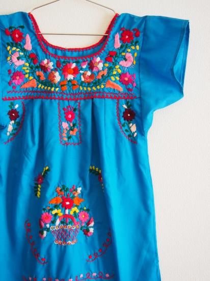 メキシコ刺繍kidsワンピース 1 140 ライトブルー メキシコアクセサリー 雑貨 チチネオ