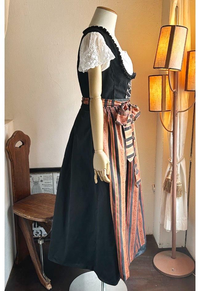 「かっこちゃん専用」オーストリアで購入した 民族衣装 ディルンドル 型番P304：デニム風ディアンドル2点セット演奏会コーラス衣装