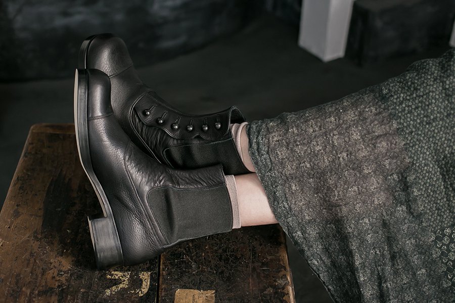 BEAUTIFUL SHOES BUTTONED SIDEGORE BOOTS- MAVUNO マヴーノ