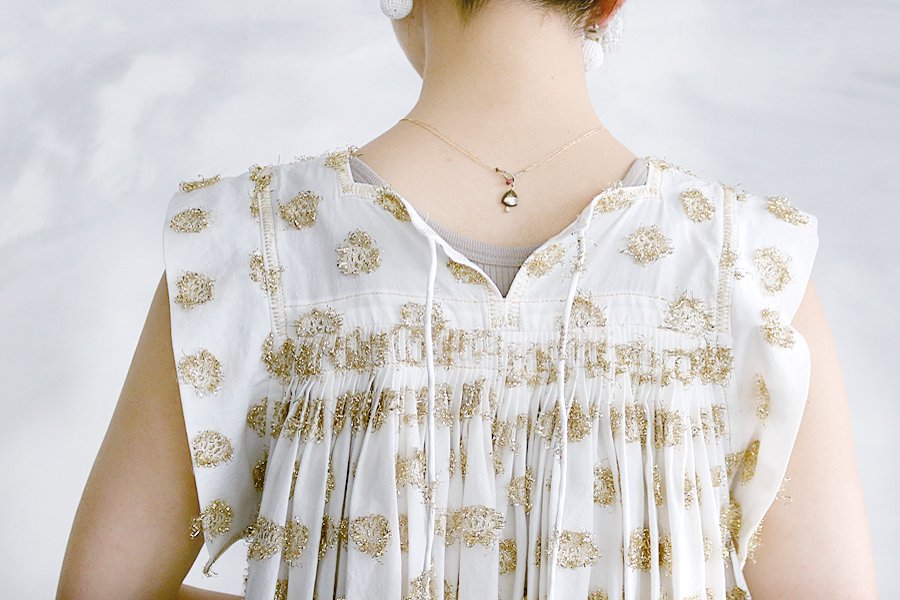 TOWAVASE 「Furinji」刺繍ドレス WHITE×GOLD