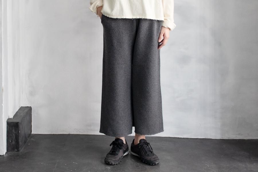 Oyuna クロップドフリンジトラウザー Mavuno マヴーノ オンラインショップ Atelier El Towavase など取扱 Oyuna クロップドフリンジトラウザー Mavuno マヴーノ オンラインショップ Atelier El Towavase など取扱