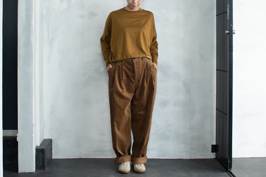 WIRROW CORDUROY TUCK PANTS size2 - スラックス