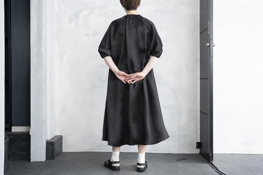 <img class='new_mark_img1' src='https://img.shop-pro.jp/img/new/icons1.gif' style='border:none;display:inline;margin:0px;padding:0px;width:auto;' />semoh ץ饮㥶ɥ쥹 BLACK