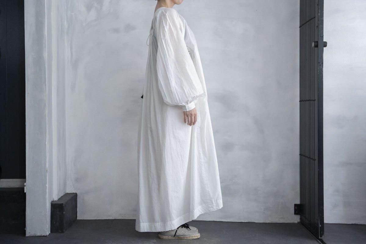 TOWAVASEAudreyץɥ쥹 WHITEBLACK
