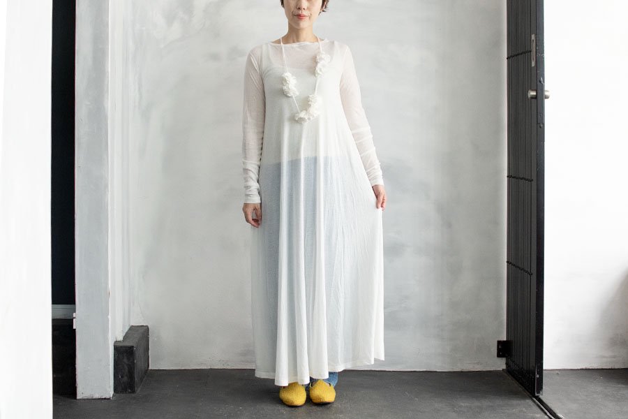 TOWAVASE 「花飾りをガーゼで」ドレス WHITE