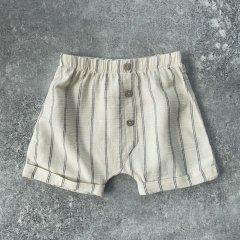【SALE20%OFF】Play Up Shorts with decorative buttons Botany JOAO プレイアップ ストライプショートパンツ（ジョアン）