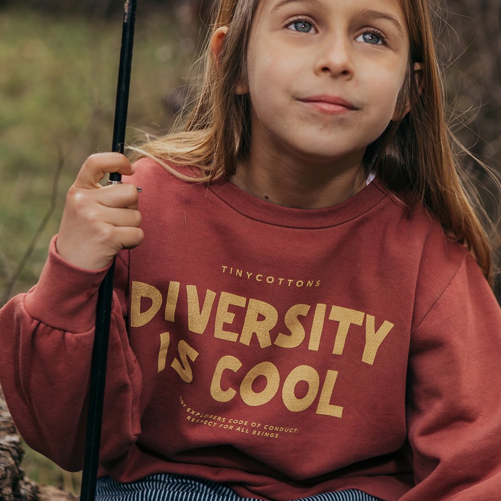 SALE40%OFF】tinycottons DIVERSITY IS COOL SWEATSHIRT deep