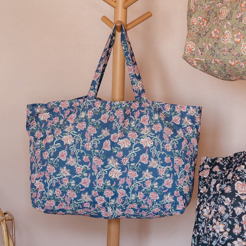 SALE20%OFF】Louise Misha Tote Bag Beverly Blue Wild Flowers