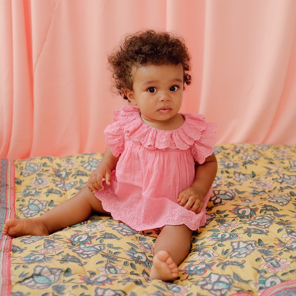Louise Misha Baby Dress Shantiya Strawberry ルイーズミーシャ ノースリーブワンピース（ストロベリー） -  インポート 輸入 ベビー服 子供服 出産祝い 通販 | vivid LIFE