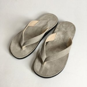 blueover Helios ヌバック taupe サンダル 