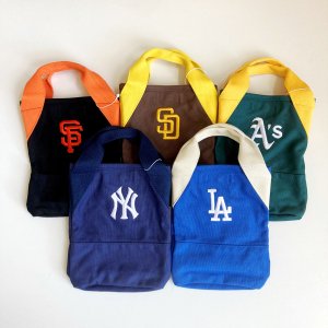 <img class='new_mark_img1' src='https://img.shop-pro.jp/img/new/icons14.gif' style='border:none;display:inline;margin:0px;padding:0px;width:auto;' />INFIELDER DESIGN MLB MINI TOTE BAG