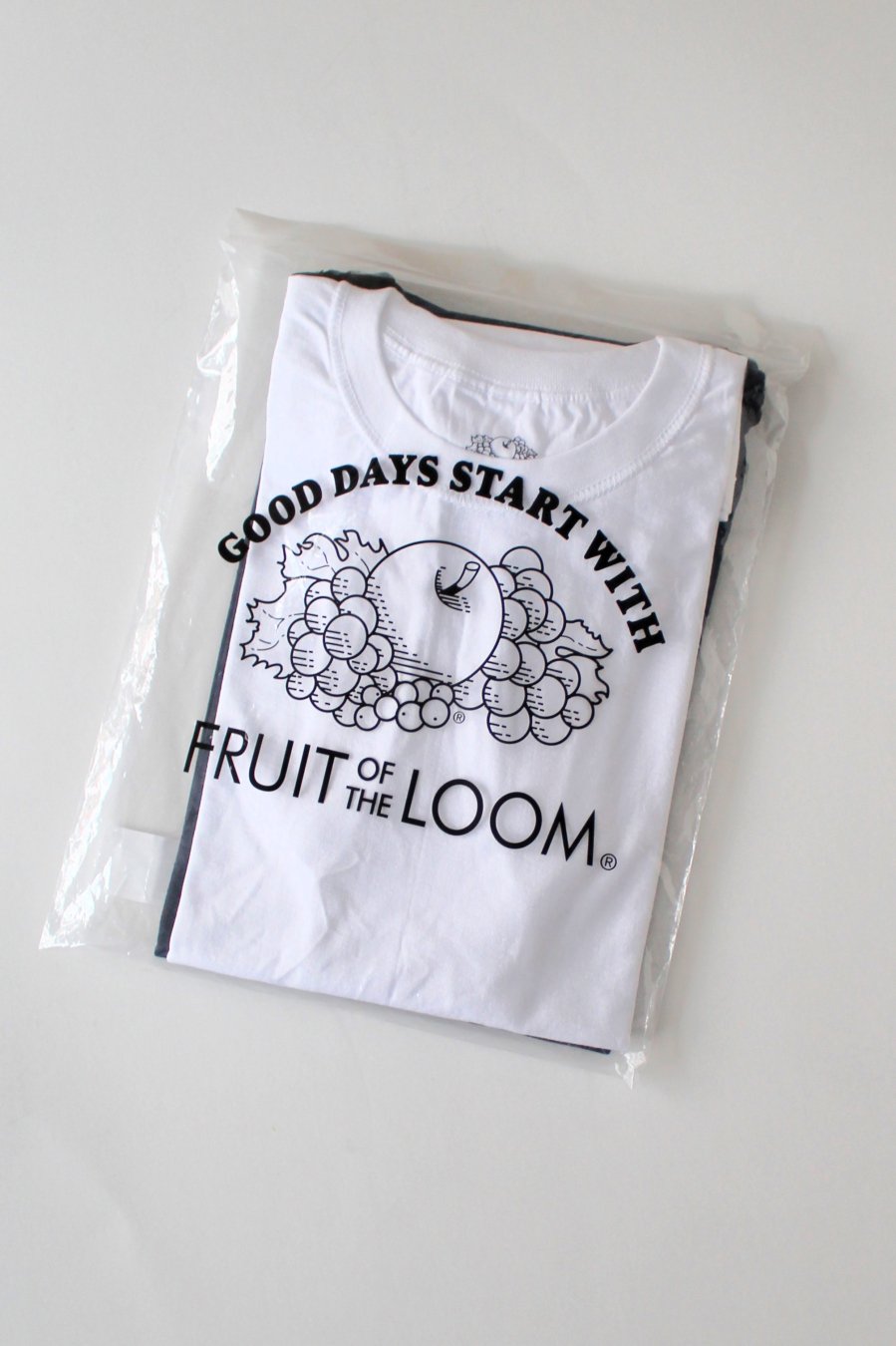 UNUSED（アンユーズド）T-shirt / Unused x Fruit of the loom 公式通販