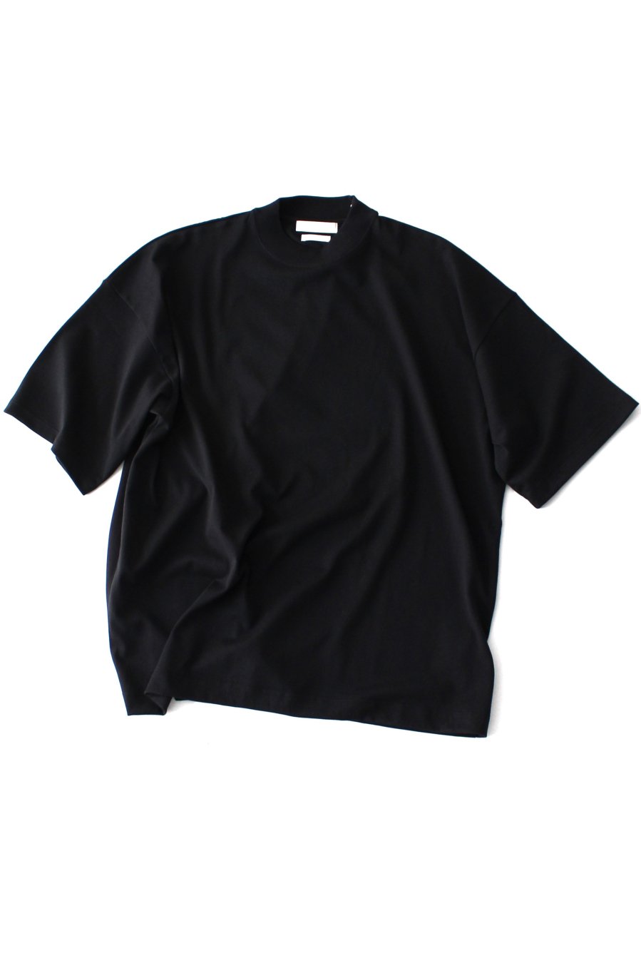 YOKE<br />ドロップショルダーTシャツ黒