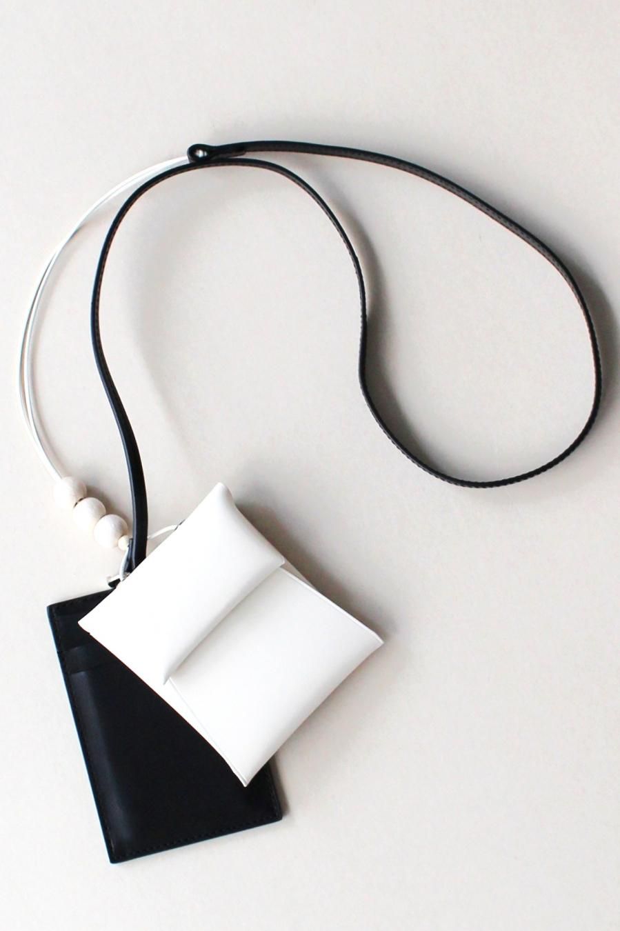 SISE  UNKNOWN PRODUCTS <br />ȥȥ BLACK/WHITE