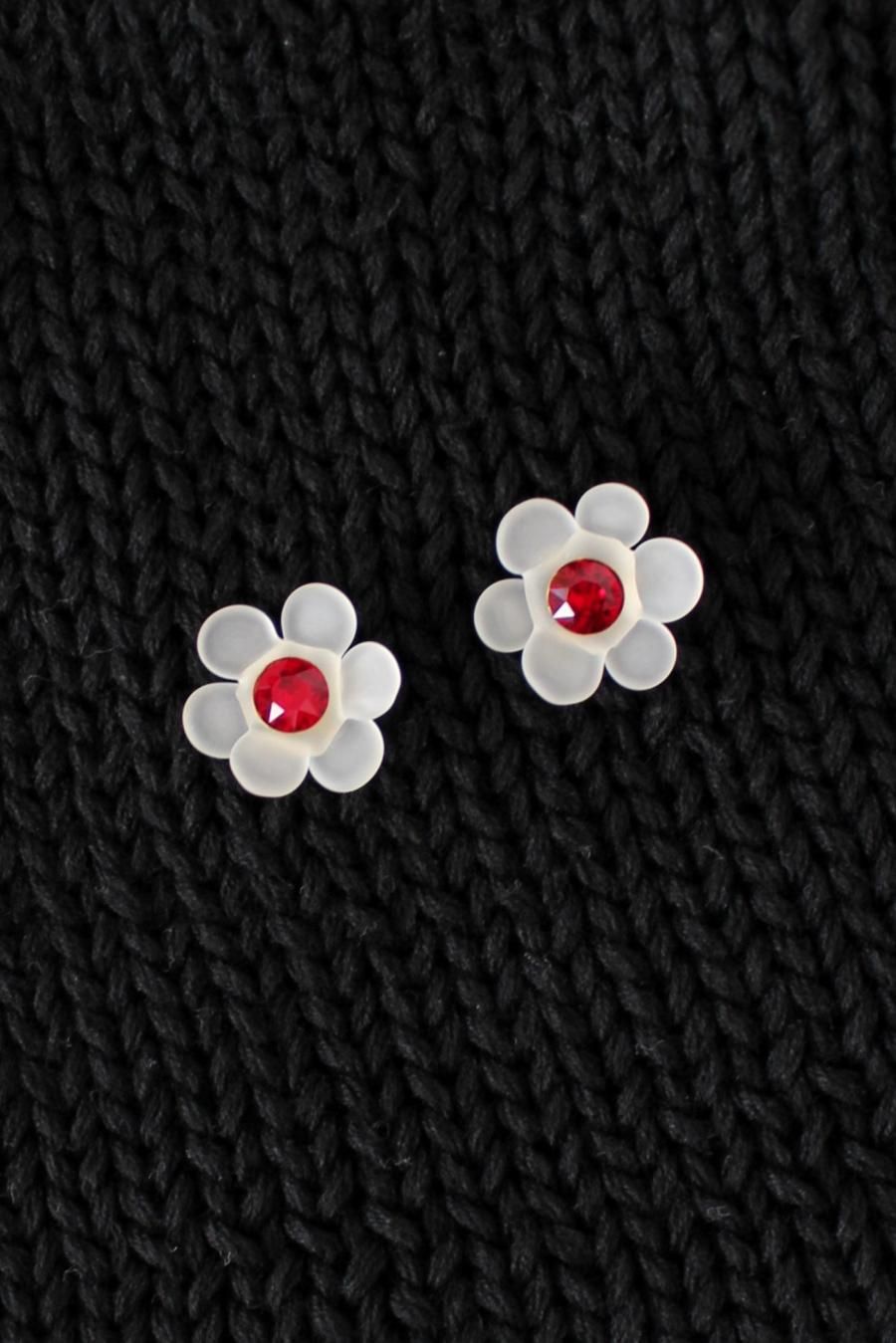 Mame Kurogouchi（マメ クロゴウチ）Floral Motif Earrings 公式通販