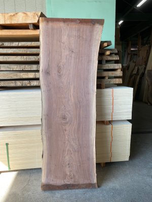 一枚板テーブル、無垢板をお探しなら 埼玉県八潮市 木の店 木楽