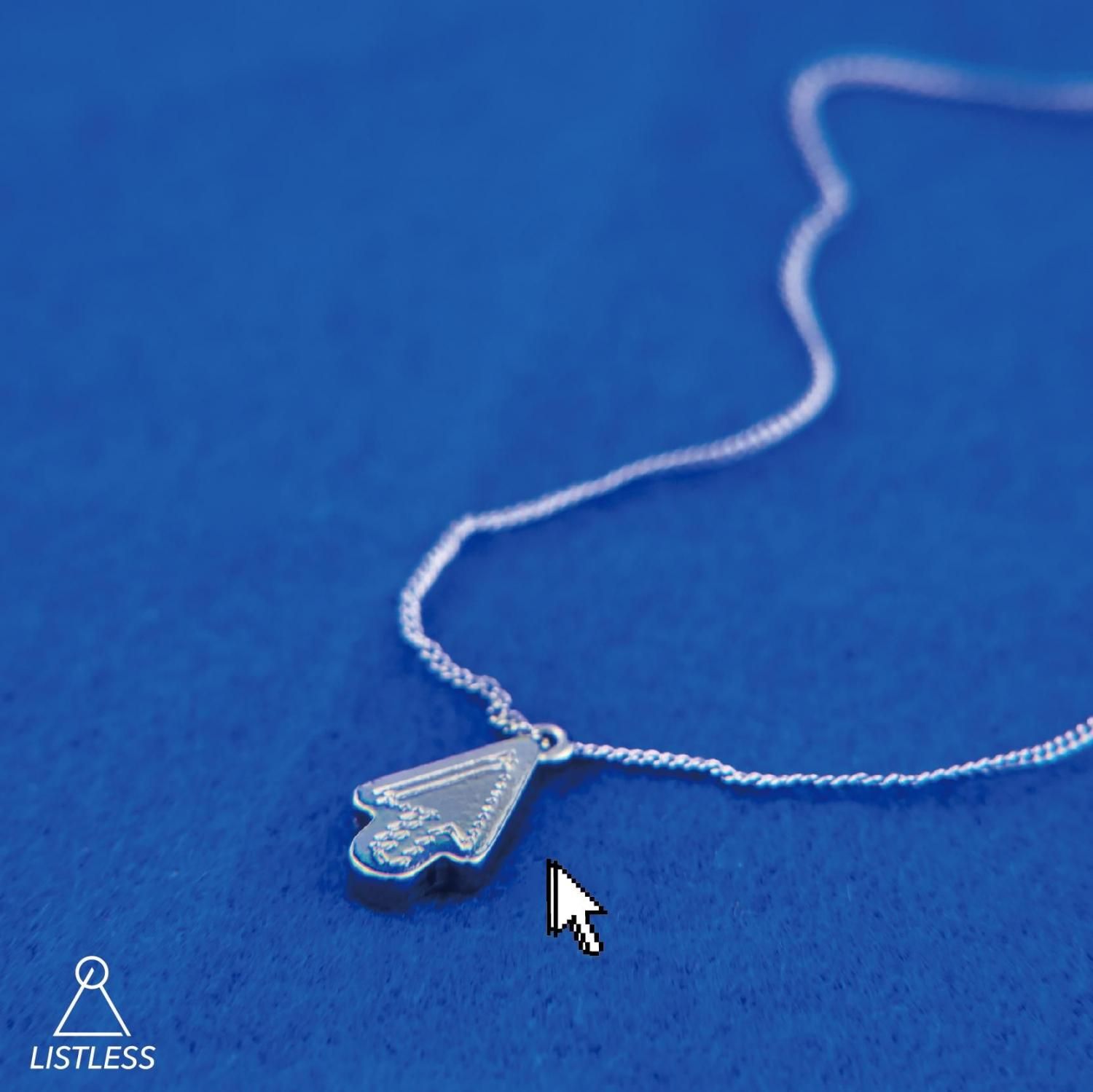 <img class='new_mark_img1' src='https://img.shop-pro.jp/img/new/icons2.gif' style='border:none;display:inline;margin:0px;padding:0px;width:auto;' />LISLTESS-cursor logo necklace