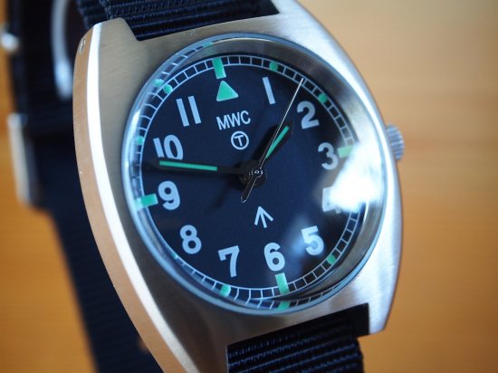 MWC時計/ミリタリーウォッチカンパニーのトノー型W10 なら - MWC ...