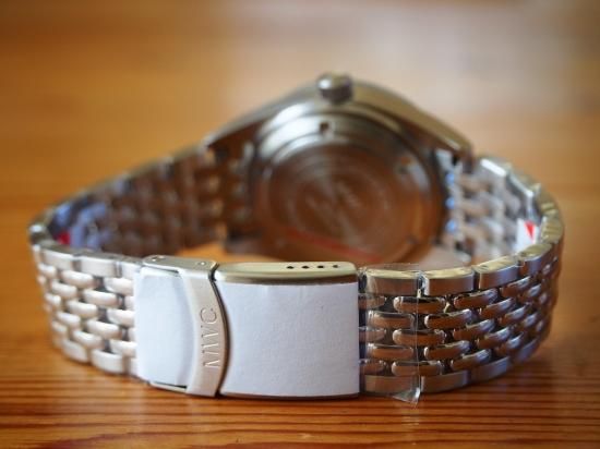 ミリタリーウォッチ MWC時計 1960s 39mm ハイブリッド 300m ミリタリーウォッチ MWC時計 1960s 39mm ハイブリッド 300m