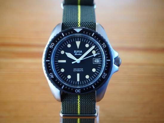注目ブランドのギフト ELIVIA エルヴィア ダイバーズ 300m防水 フランス海軍 1970s 個人装備