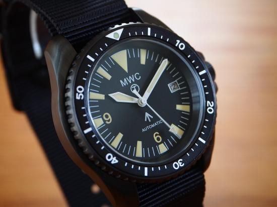 New】英国海軍 300m ミリタリーダイバーズ ウォッチ MWC 時計1 999