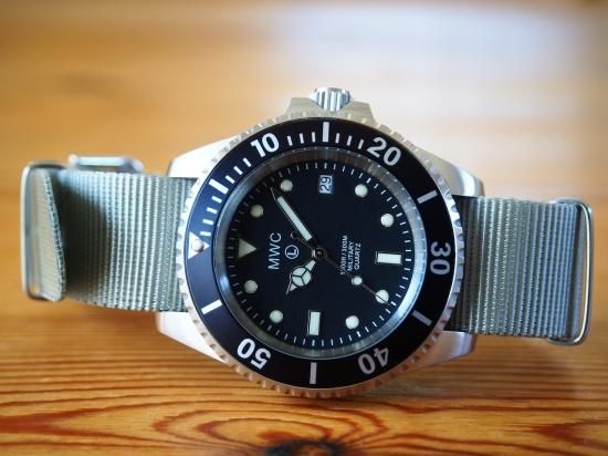 美品 希少MWC ステンレス Steel クオーツ ミリタリーダイバーズウォッチ MWC時計/クォーツダイバーズ サブマリーナNATO(BLACK/GREY) MWC