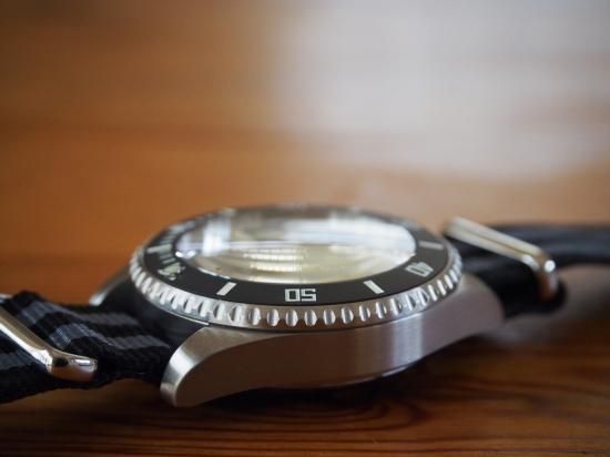 MWC時計のニューオートマティック300mダイバーズ サファイア