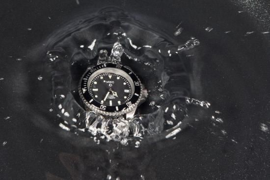 MWC時計のニューオートマティック300mダイバーズ サファイア