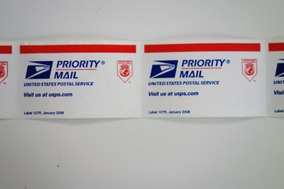 アメリカ郵政 PRIORITY MAILステッカー 8-Ｊ 10枚 - Ju-co 海外紙もの・輸入雑貨・ラッピング用品・アンティークのお店