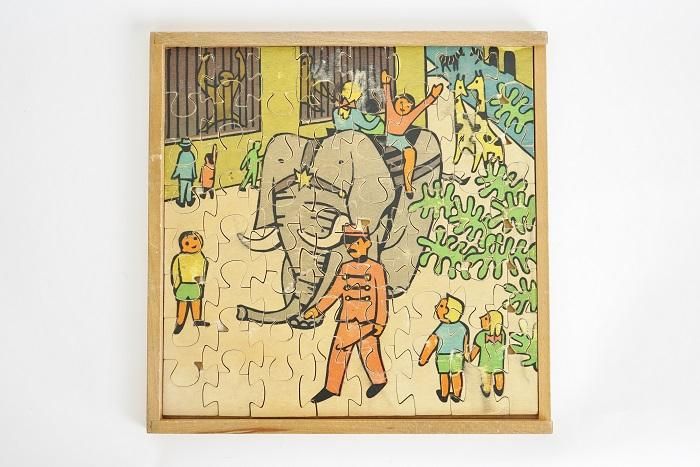 Puzzle Antonio Vitali Album ミッドセンチュリーのデザインを中心に生活が楽しくなるテーブルウェアやインテリア雑貨を扱うセレクトショップ Eames イームズ Adam Silverman アダム シルバーマン Peter Shire ピーター シャイヤー Heath Ceramics ヒース Puzzle Antonio Vitali Album ミッドセンチュリーのデザインを中心に生活が楽しくなるテーブルウェアやインテリア雑貨を扱うセレクトショップ Eames イームズ Adam Silverman アダム シルバーマン Peter Shire ピーター シャイヤー Heath Ceramics ヒース