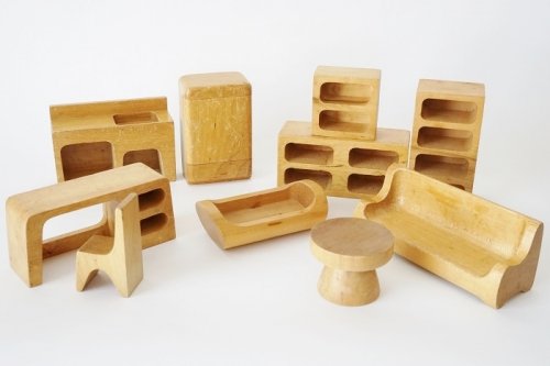 Wooden Toy(Dollhouse Furniture)<br>Antonio Vitali