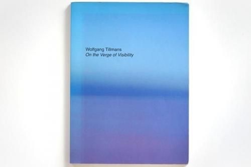 <img class='new_mark_img1' src='https://img.shop-pro.jp/img/new/icons8.gif' style='border:none;display:inline;margin:0px;padding:0px;width:auto;' />Wolfgang Tillmans<br>On the Verge of Visibility