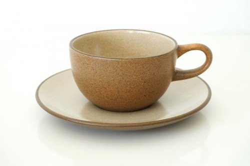 <img class='new_mark_img1' src='https://img.shop-pro.jp/img/new/icons8.gif' style='border:none;display:inline;margin:0px;padding:0px;width:auto;' />Heath Ceramics Cup & Saucer<br>Edith Heath