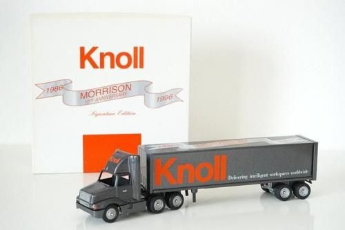 <img class='new_mark_img1' src='https://img.shop-pro.jp/img/new/icons8.gif' style='border:none;display:inline;margin:0px;padding:0px;width:auto;' />Knoll Miniature Trailer<br>Morrison 10th Anniversary
