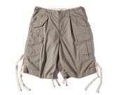 <img class='new_mark_img1' src='https://img.shop-pro.jp/img/new/icons50.gif' style='border:none;display:inline;margin:0px;padding:0px;width:auto;' />[F/CE] LOOSE FIT CARGO SHORTS