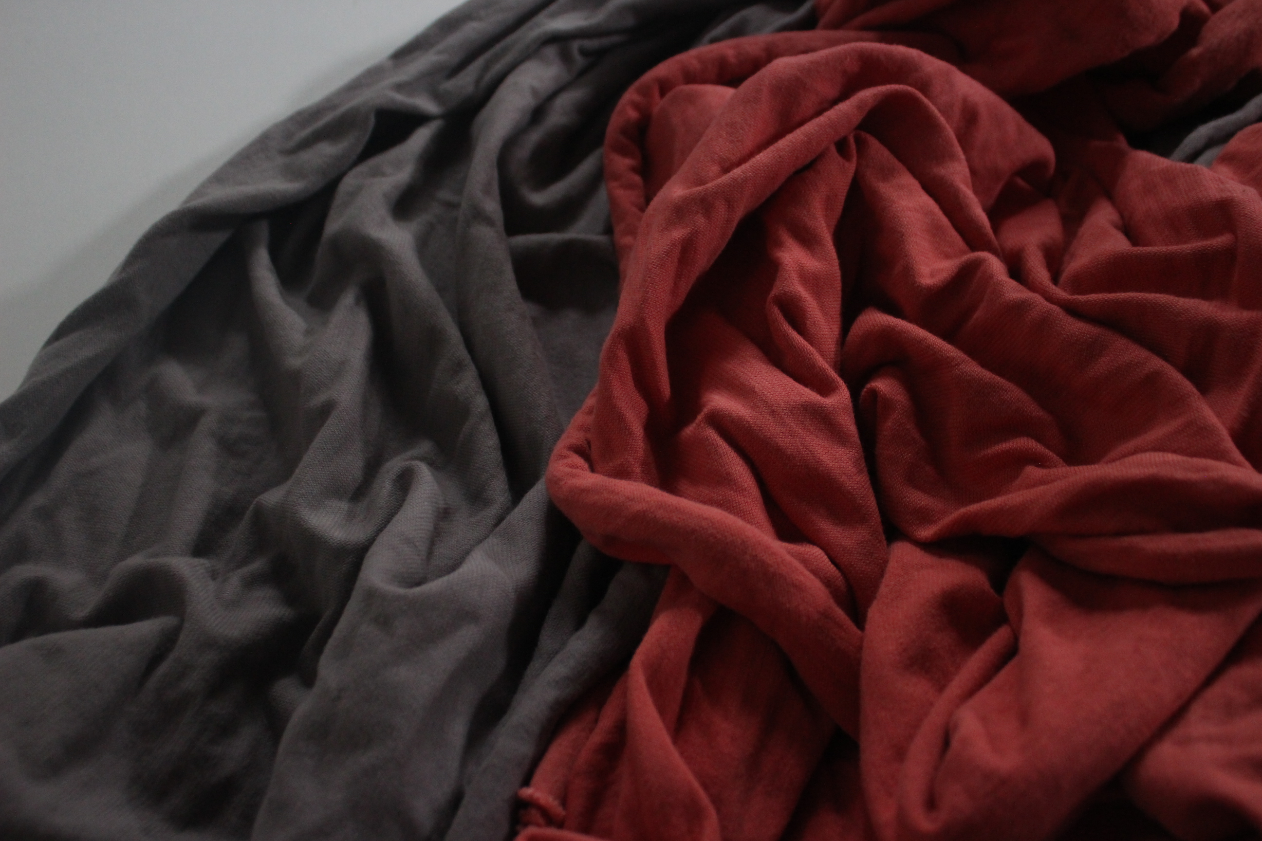 ISTIST -草木染めの服- naturalcolor/design ISTIST -草木染めの服- naturalcolor/design