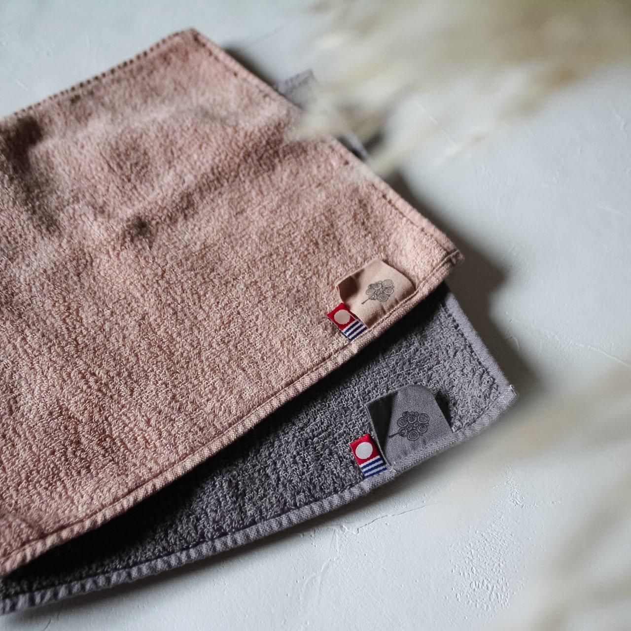 ふかふか♪草木染の今治タオルハンカチ